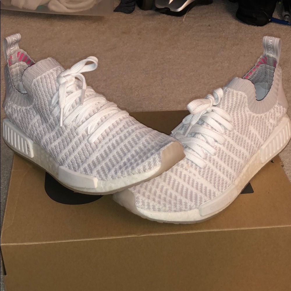 Adidas NMD R1 STLT Primeknit